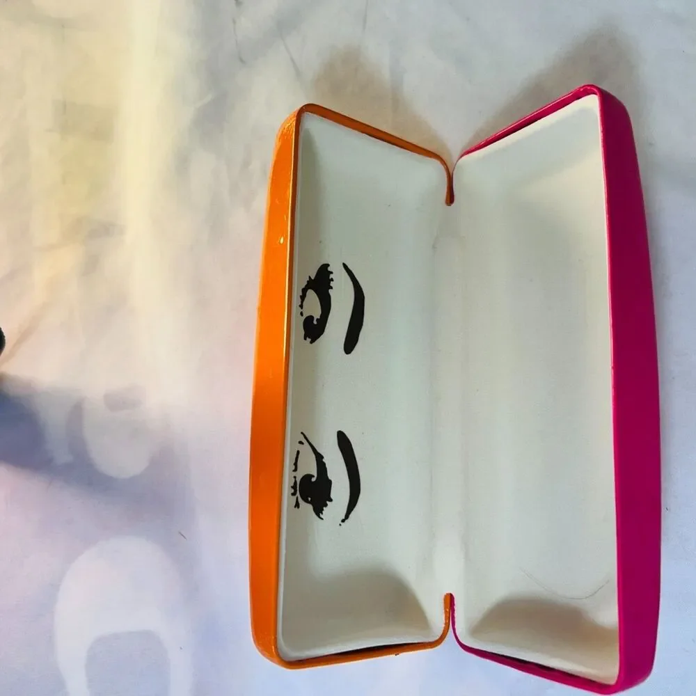 #8338 KATE SPADE PINK CLAM EYEGLASSES CASE